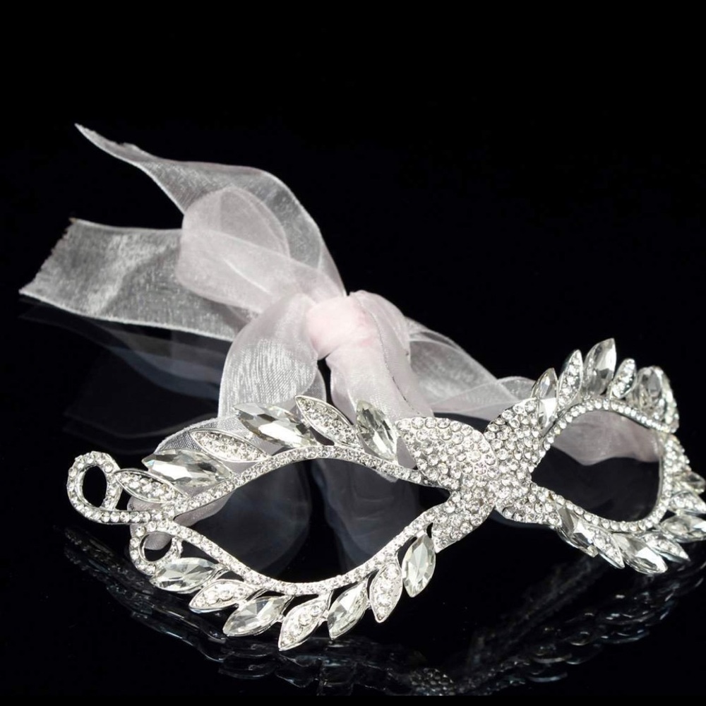 Silver Venetian Masquerade Mask w/ Rhinestones